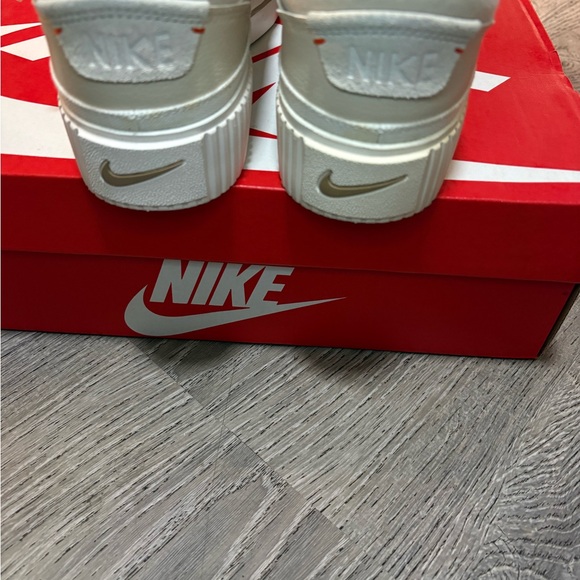 Nike women court legacy Lift - Picture 3 of 4